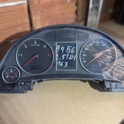Километражи-Audi a4 b6 2.5tdi 163кс